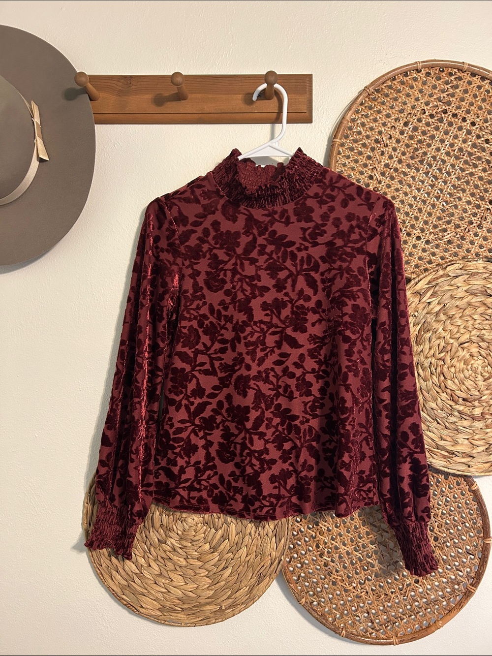 NET Maurices Burgundy Floral Velvet Mock Neck Blouse Size XS